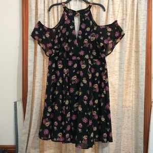 Torrid Multi-Color Floral Print Chiffon Cold Shoulder V-Neck Dress